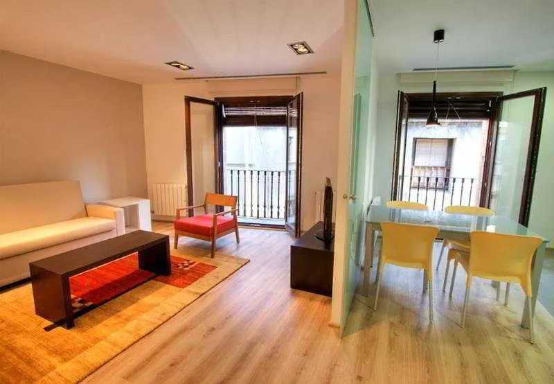 *** Hotel City Stays Portaferrissa Apartment Barcelona Spain
